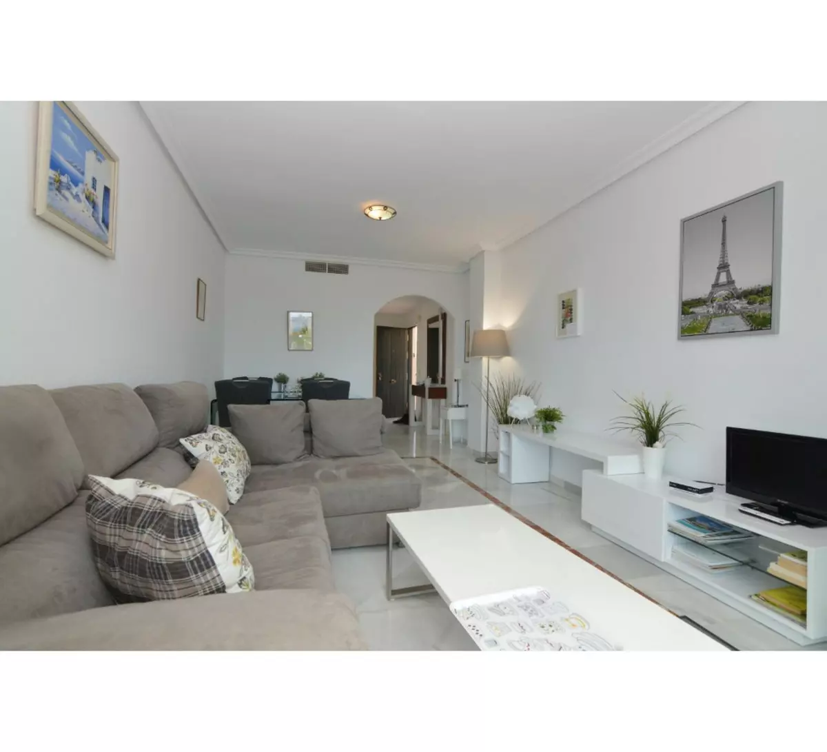 ShowFeedImage-609969 2-bedroom Apartment In Marbella, Spain (102 M²)
