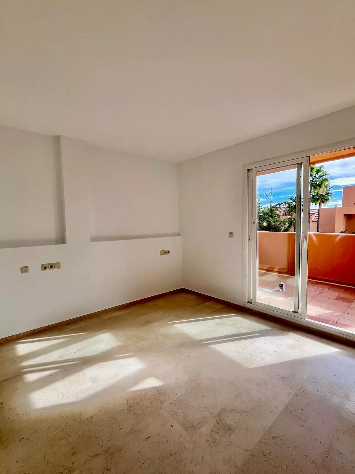 2-bedroom Apartment In Marbella, Spain (121 M²)