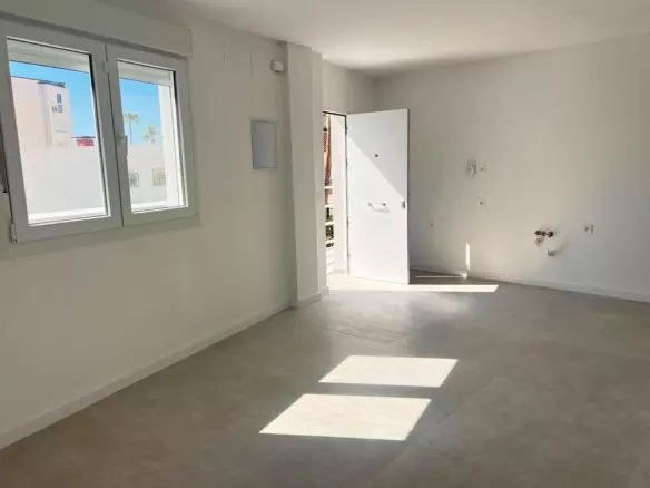 1-bedroom Apartment In Torremolinos, Spain (48 M²)