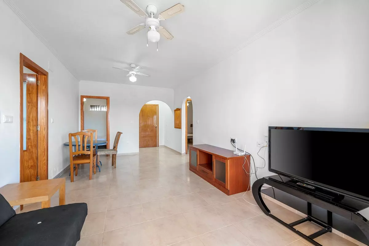 3-bedroom Apartment In Orihuela, Spain (96 M²)