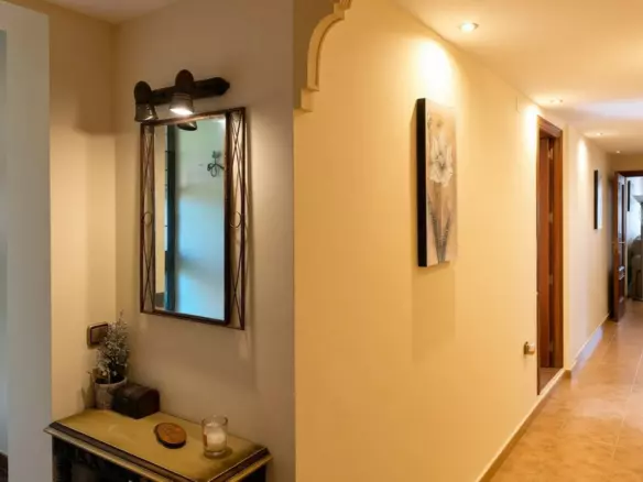 4-bedroom Apartment In Estepona, Spain (107 M²)