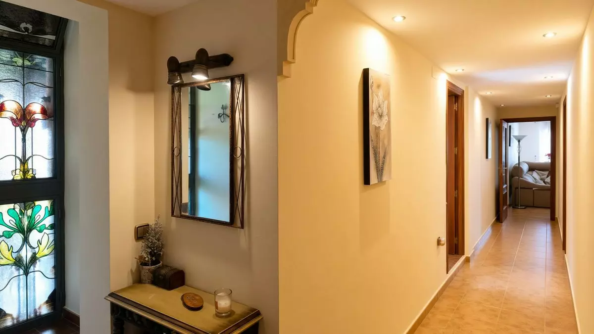 4-bedroom Apartment In Estepona, Spain (107 M²)
