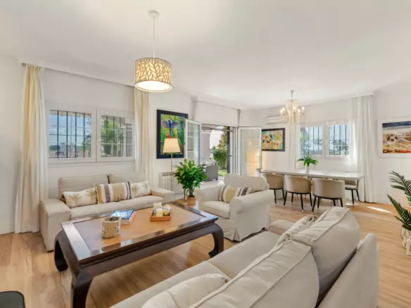 3-bedroom Villa In Estepona, Spain (210 M²)