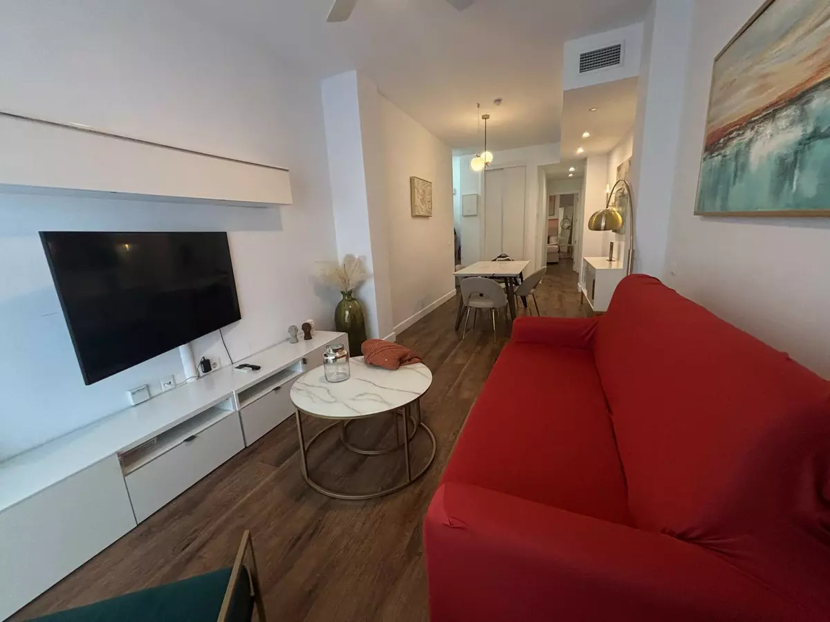 1-bedroom Apartment In Málaga, Spain (52 M²)