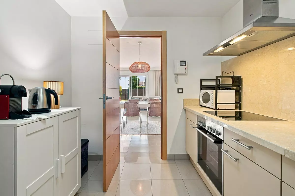 2-bedroom Apartment In Estepona, Spain (106 M²)