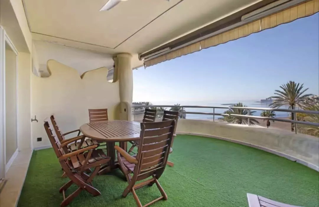 3-bedroom Apartment In Benalmádena, Spain (202 M²)
