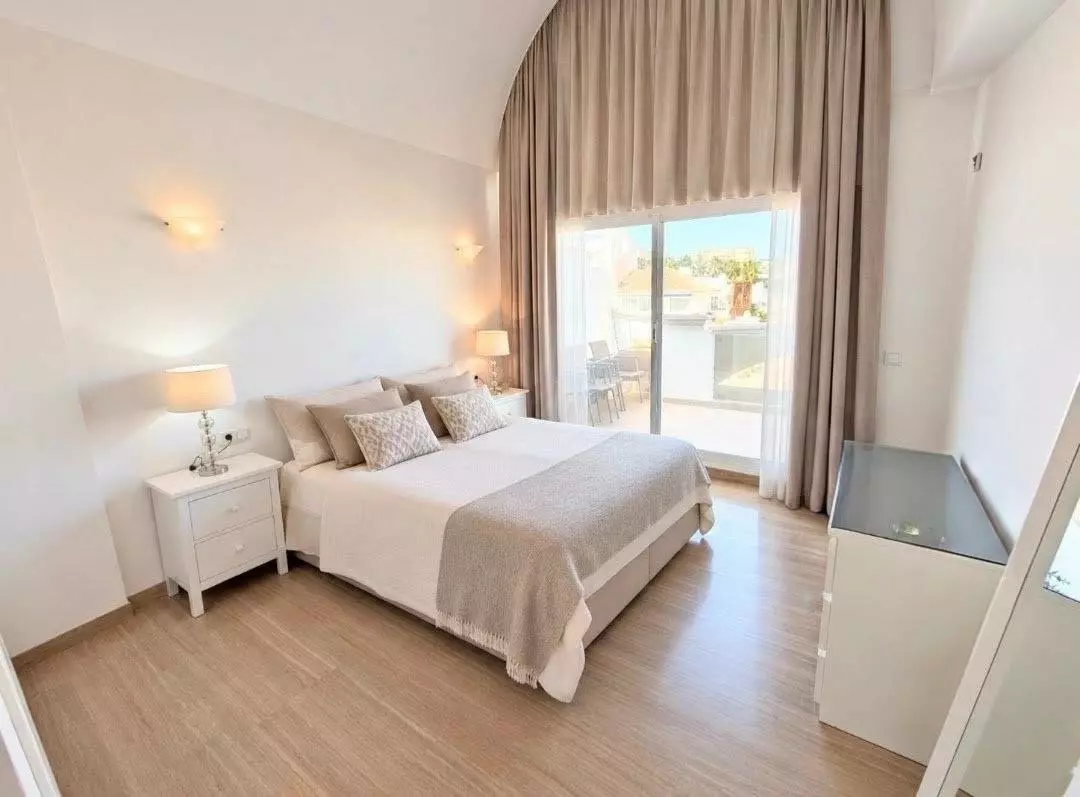 2-bedroom Apartment In Benalmádena, Spain (122 M²)