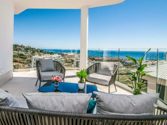 3-bedroom Apartment In Fuengirola, Spain (119 M²)