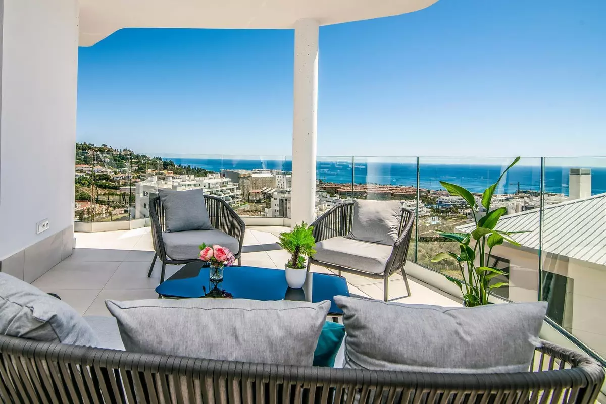 3-bedroom Apartment In Fuengirola, Spain (119 M²)