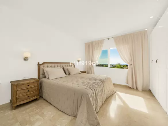 3-bedroom Apartment In Marbella, Spain (141 M²)