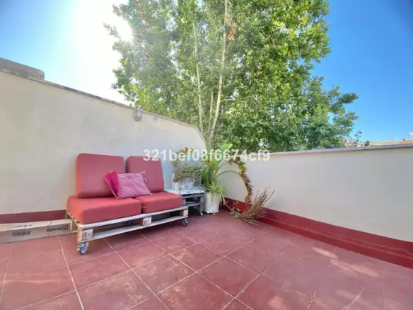 1-bedroom Apartment In Málaga, Spain (63 M²)