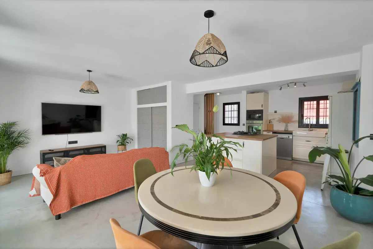3-bedroom Town House In Estepona, Spain (171 M²)