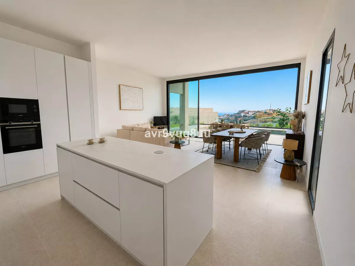 3-bedroom Villa In Benahavis, Spain (175 M²)