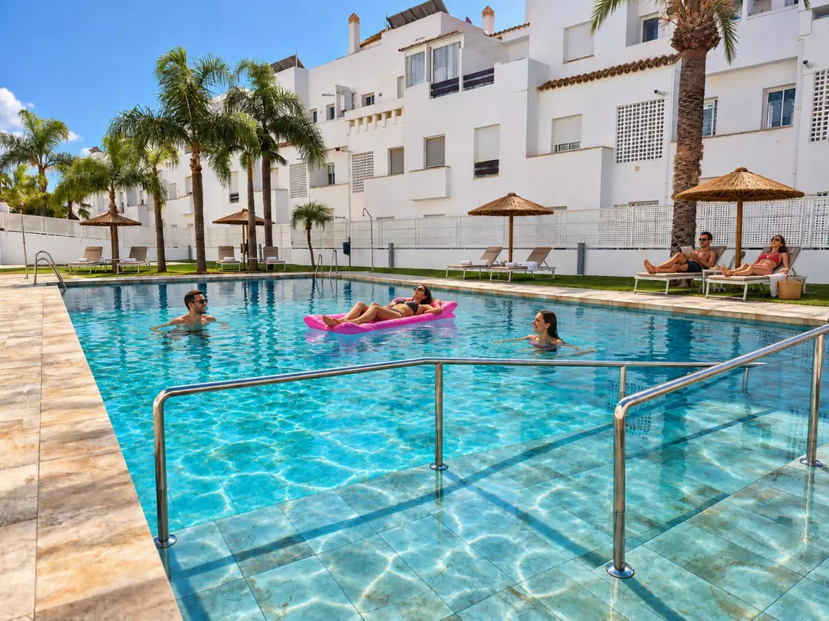 2-bedroom Apartment In Estepona, Spain (100 M²)