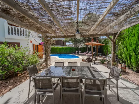 4-bedroom Villa In Orihuela, Spain (300 M²)