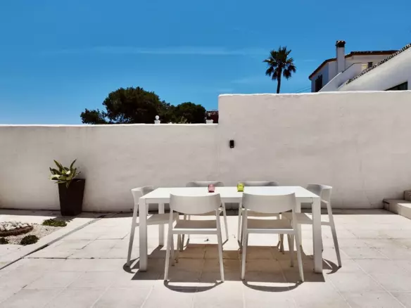 4-bedroom Villa In Marbella, Spain (321 M²)