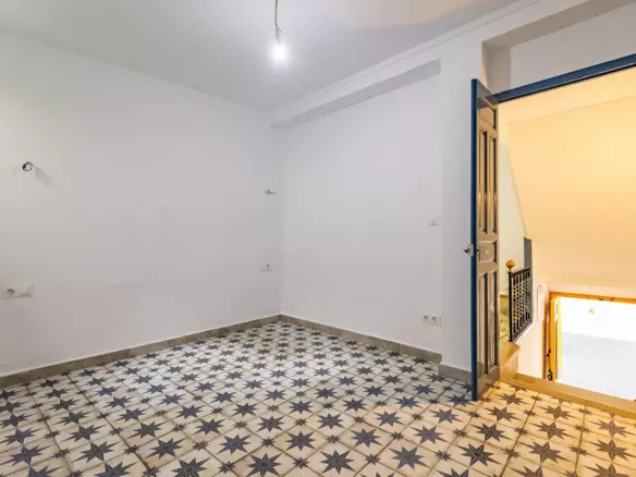 2-bedroom Town House In Cómpeta, Spain (111 M²)