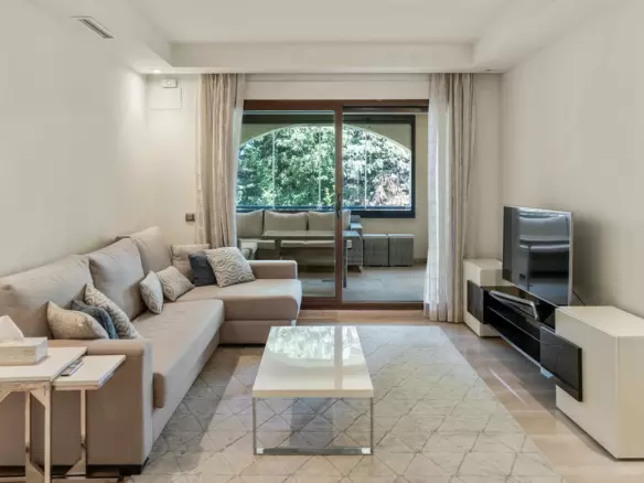 2-bedroom Apartment In Marbella, Spain (128 M²)