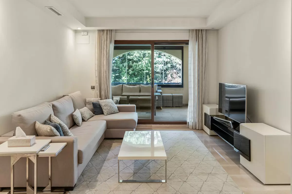 2-bedroom Apartment In Marbella, Spain (128 M²)