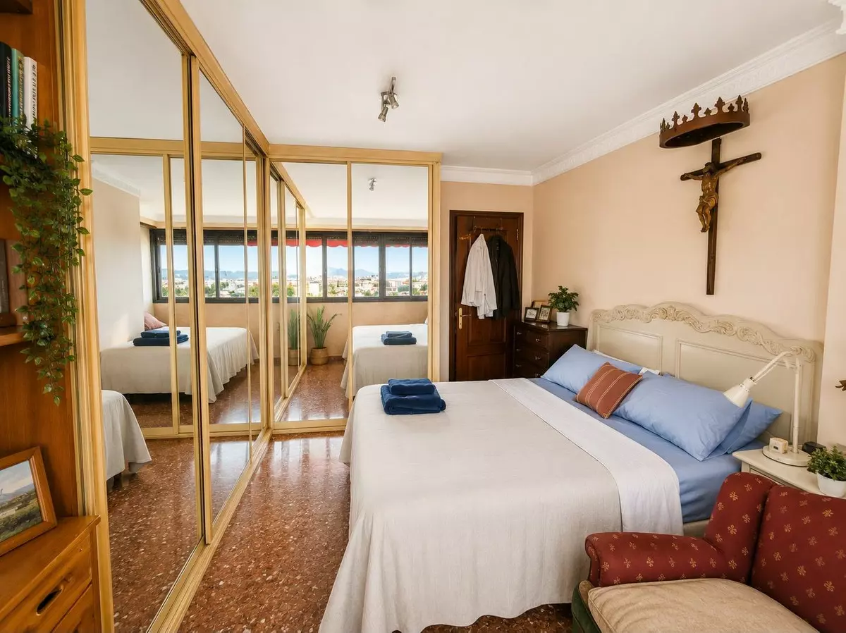 4-bedroom Apartment In Málaga, Spain (136 M²)