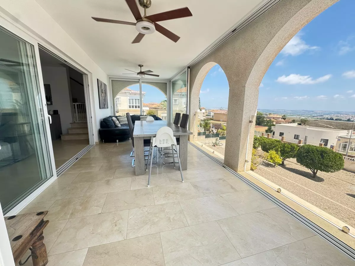 5-bedroom Villa In San Miguel De Salinas, Spain (163 M²)