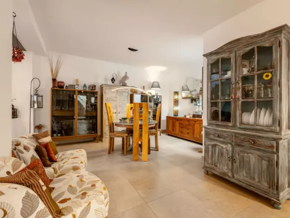 3-bedroom Town House In Alhaurín El Grande, Spain (223 M²)