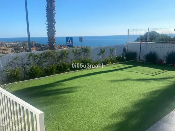 4-bedroom Villa In Málaga, Spain (292 M²)