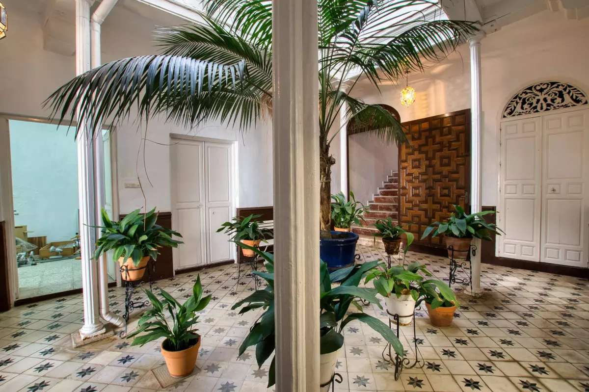 12-bedroom Town House In Vélez – Málaga, Spain (347 M²)