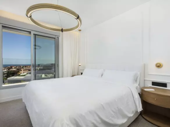 4-bedroom Town House In Estepona, Spain (194 M²)