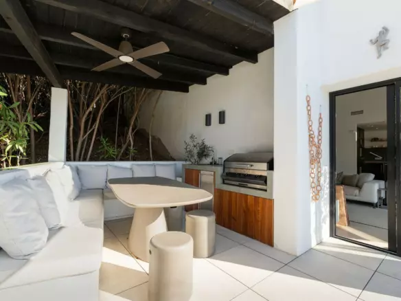 3-bedroom Villa In Istan, Spain (144 M²)