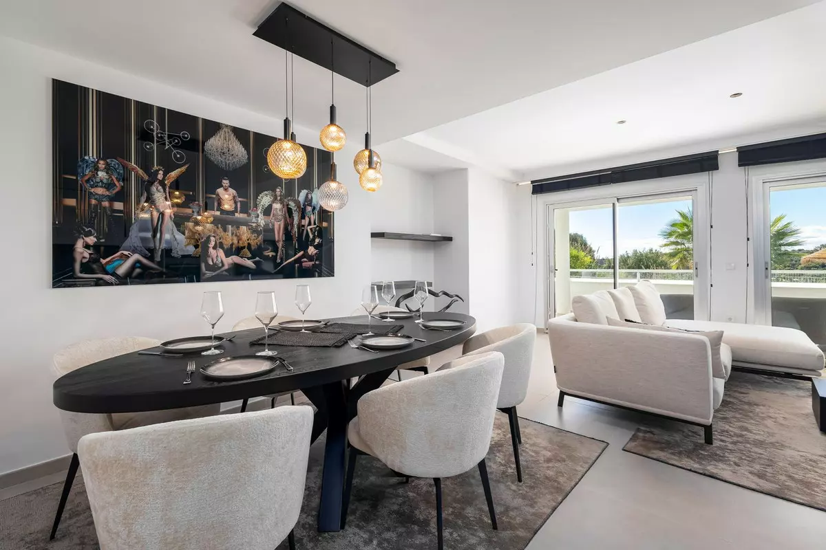 3-bedroom Apartment In Estepona, Spain (135 M²)