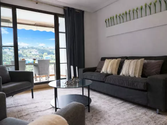 3-bedroom Apartment In Benahavis, Spain (103 M²)