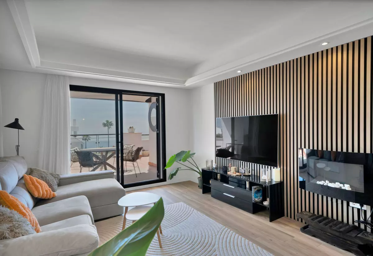 2-bedroom Apartment In Casares, Spain (80 M²)