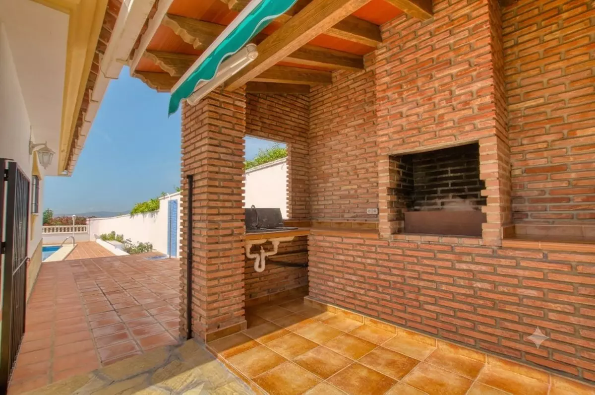 4-bedroom Villa In Periana, Spain (157 M²)