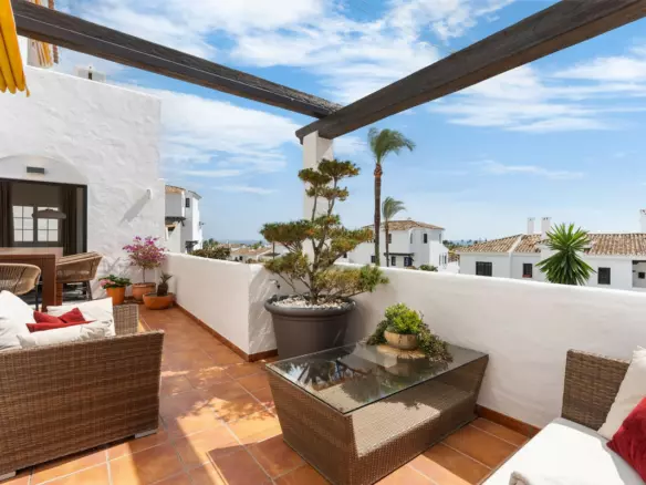 3-bedroom Apartment In Marbella, Spain (151 M²)