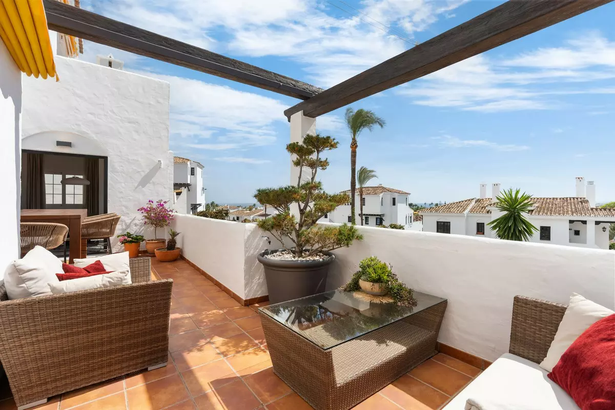 3-bedroom Apartment In Marbella, Spain (151 M²)