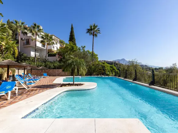2-bedroom Apartment In Benahavis, Spain (102 M²)