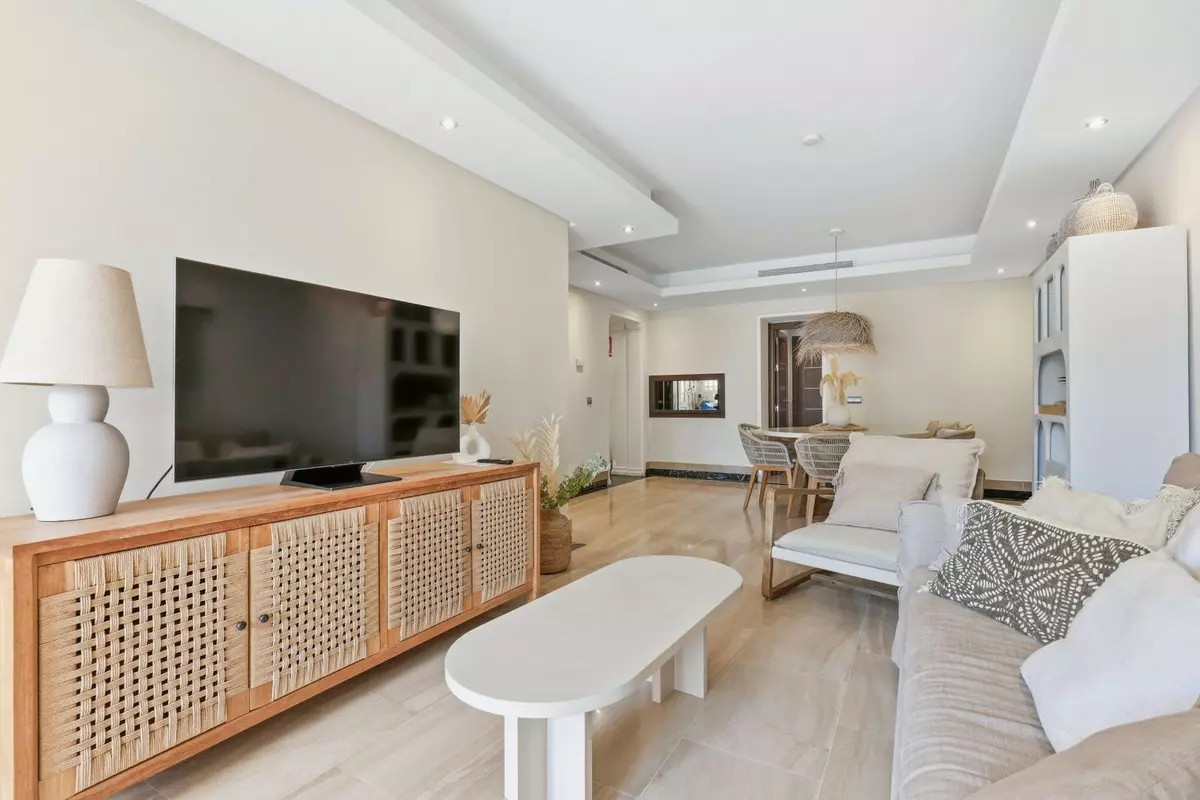 2-bedroom Apartment In Estepona, Spain (129 M²)