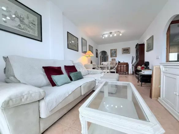 3-bedroom Apartment In Alhaurín El Grande, Spain (107 M²)