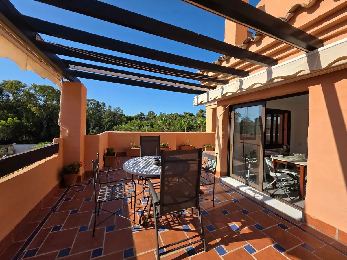 4-bedroom Apartment In Estepona, Spain (197 M²)