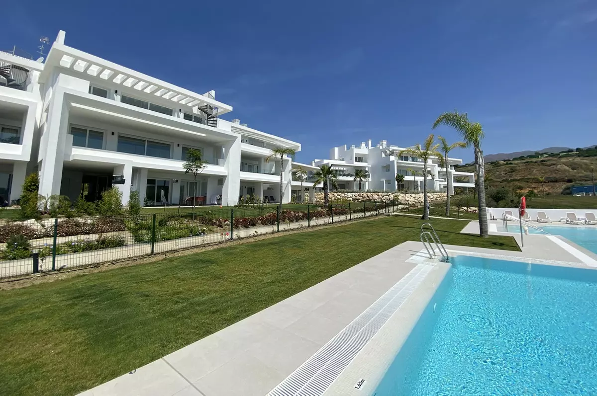 2-bedroom Apartment In Casares, Spain (108 M²)