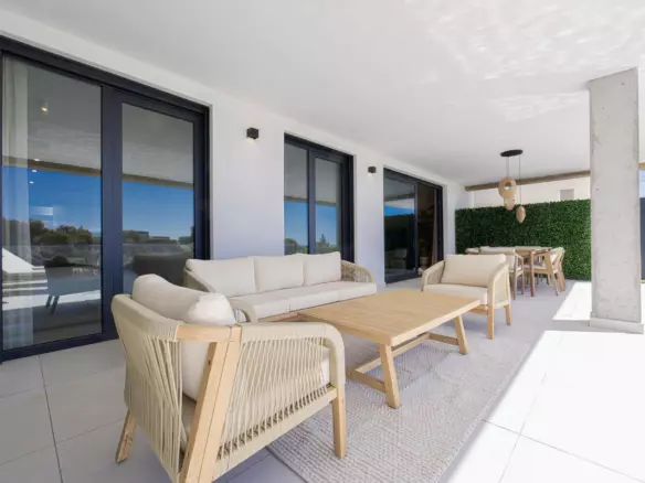 2-bedroom Apartment In Marbella, Spain (105 M²)