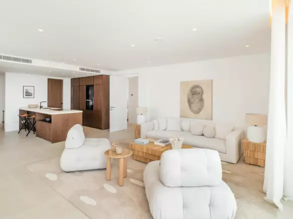 3-bedroom Apartment In Ojen, Spain (267 M²)