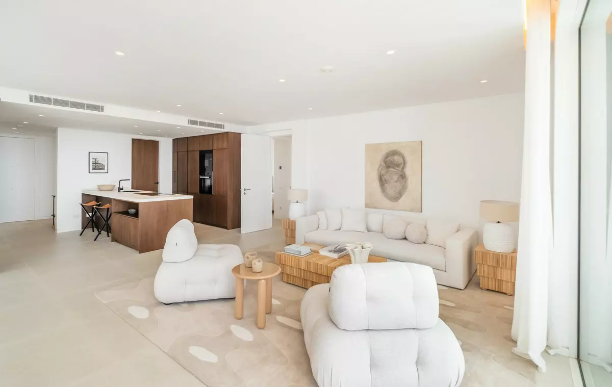3-bedroom Apartment In Ojen, Spain (267 M²)