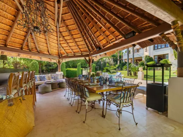 6-bedroom Villa In Marbella, Spain (712 M²)