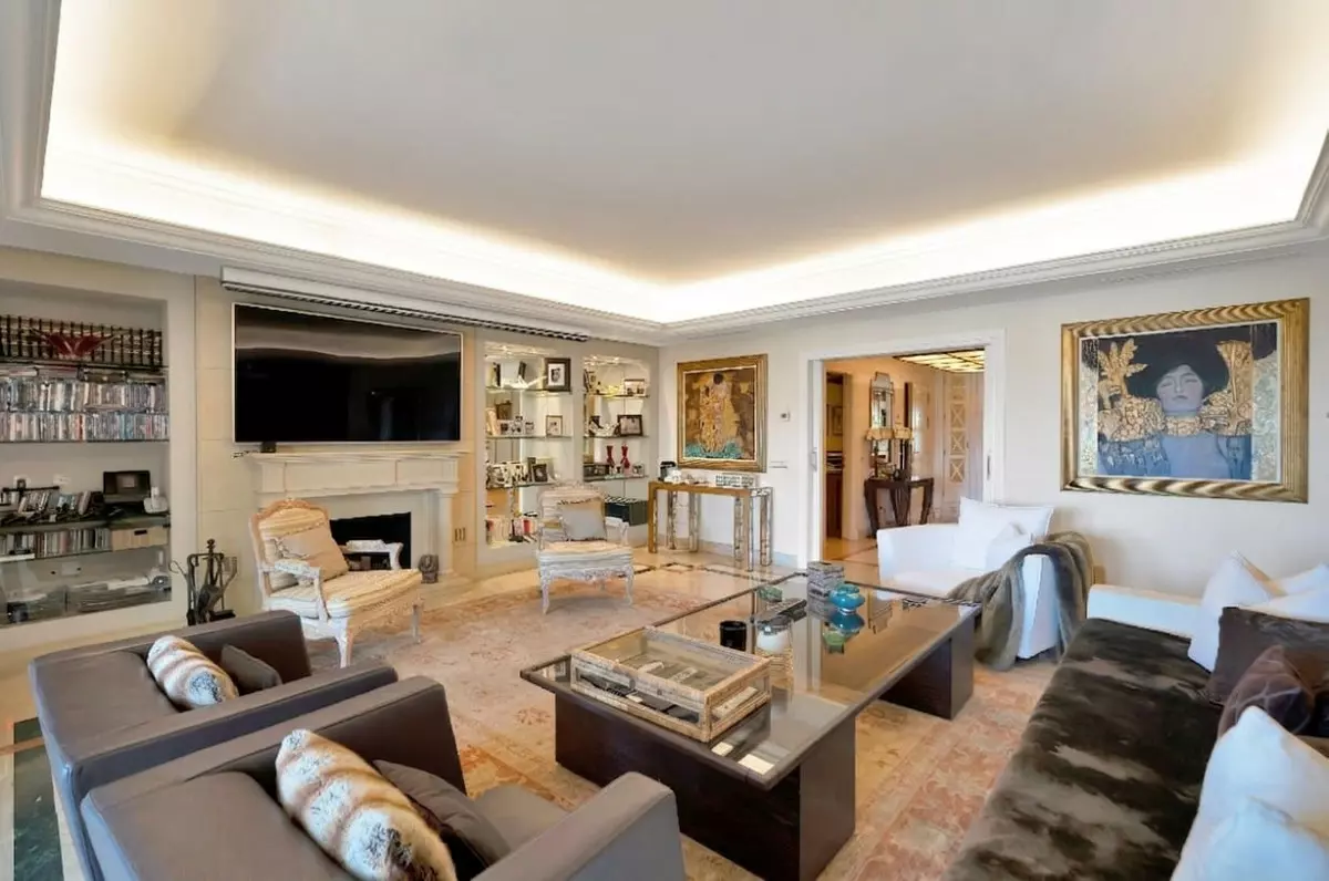 3-bedroom Apartment In Marbella, Spain (289 M²)