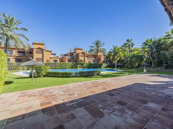 2-bedroom Apartment In Estepona, Spain (98 M²)