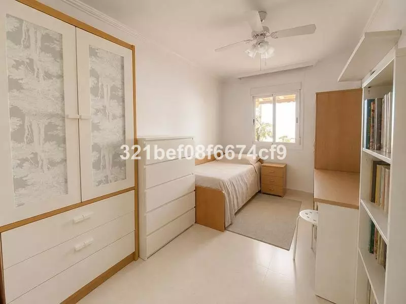 3-bedroom Apartment In Málaga, Spain (100 M²)