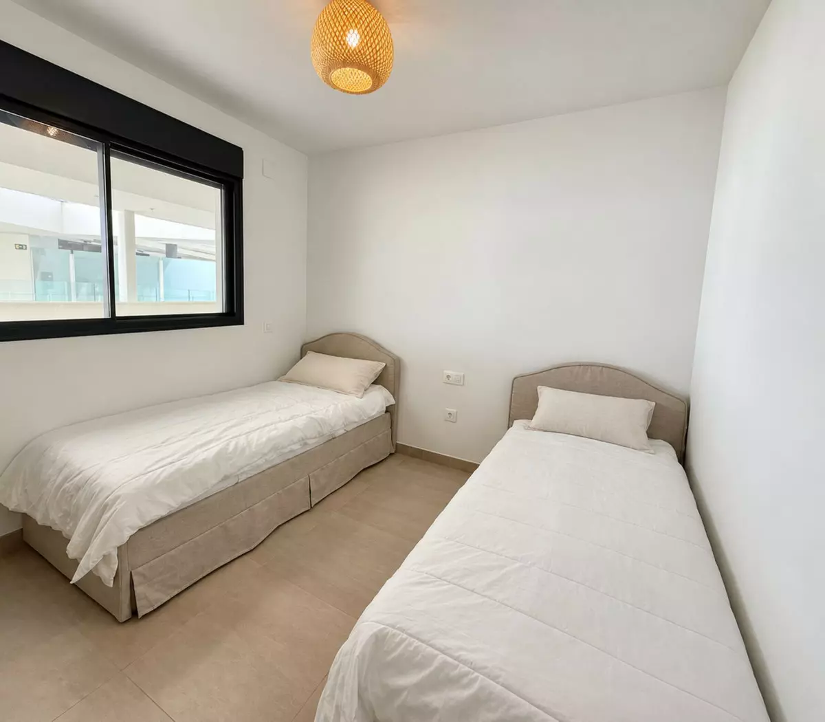 2-bedroom Apartment In Fuengirola, Spain (97 M²)