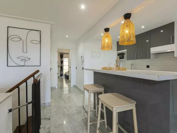 2-bedroom Apartment In Marbella, Spain (100 M²)